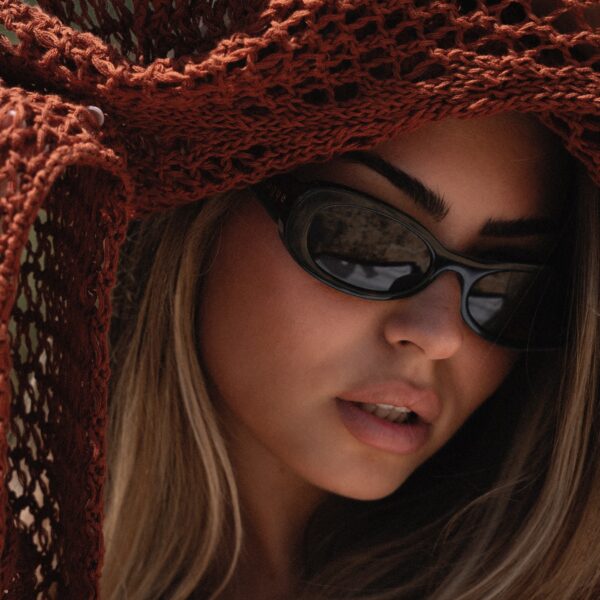 VOGUE Sunčane naočare 0VO5582S W44/87 53